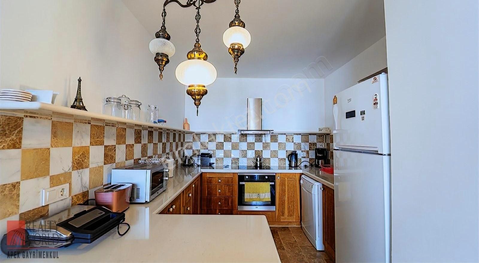 Kaş Çukurbağ Yarımadası Panoramik Meis Manzaralı 3+1 Villa - Görsel 24