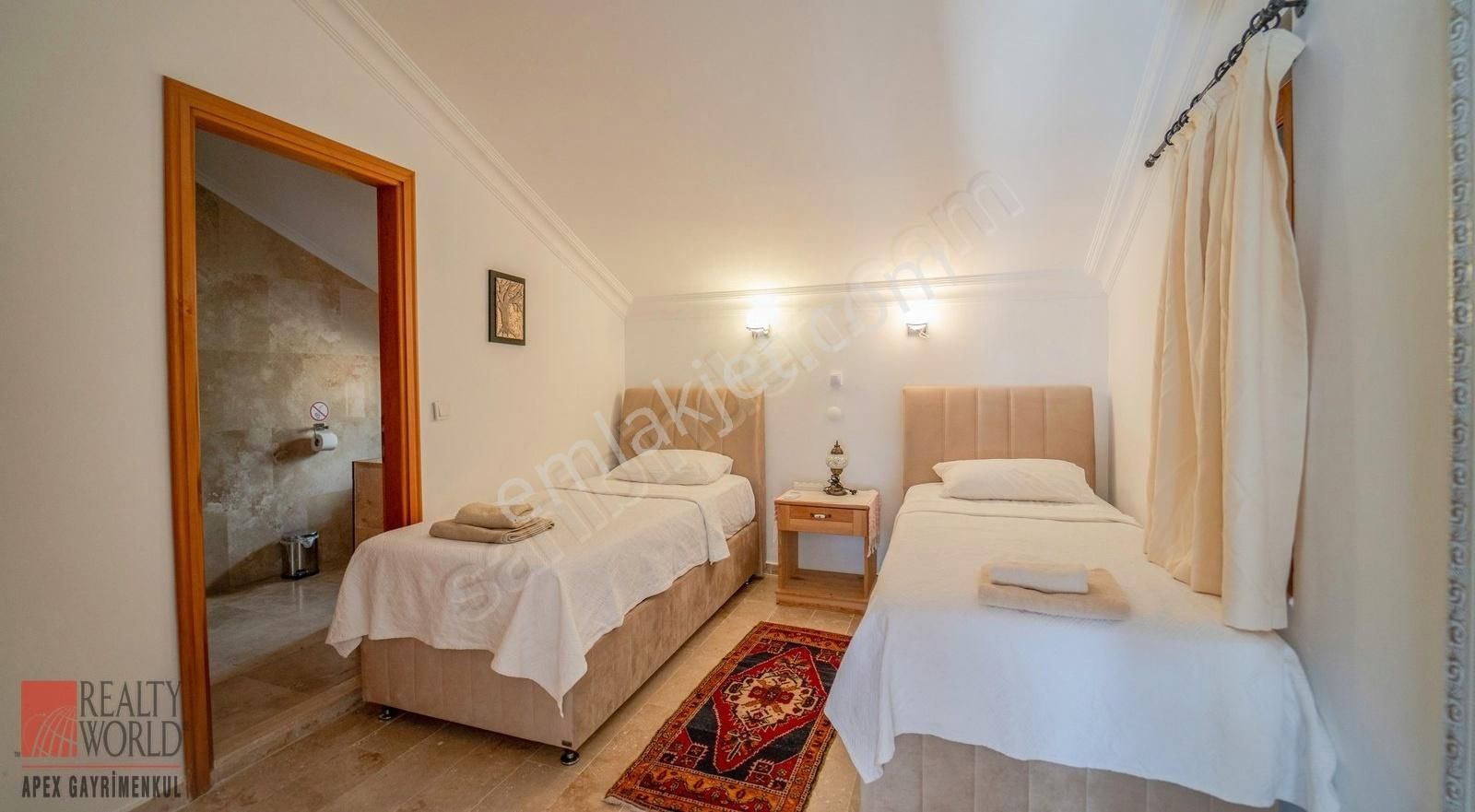 Kaş Çukurbağ Yarımadası Panoramik Meis Manzaralı 3+1 Villa - Görsel 26