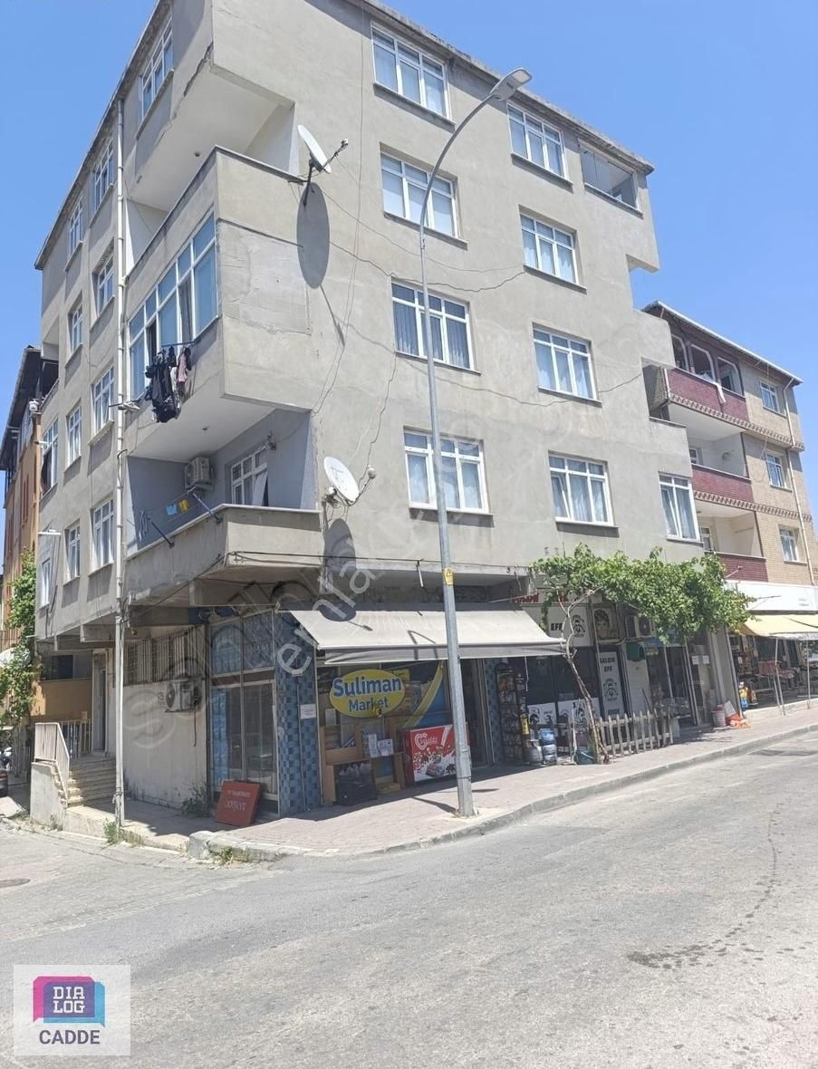 Darıca Aşıroğlu Caddesinde 4+1 Satılık Daire