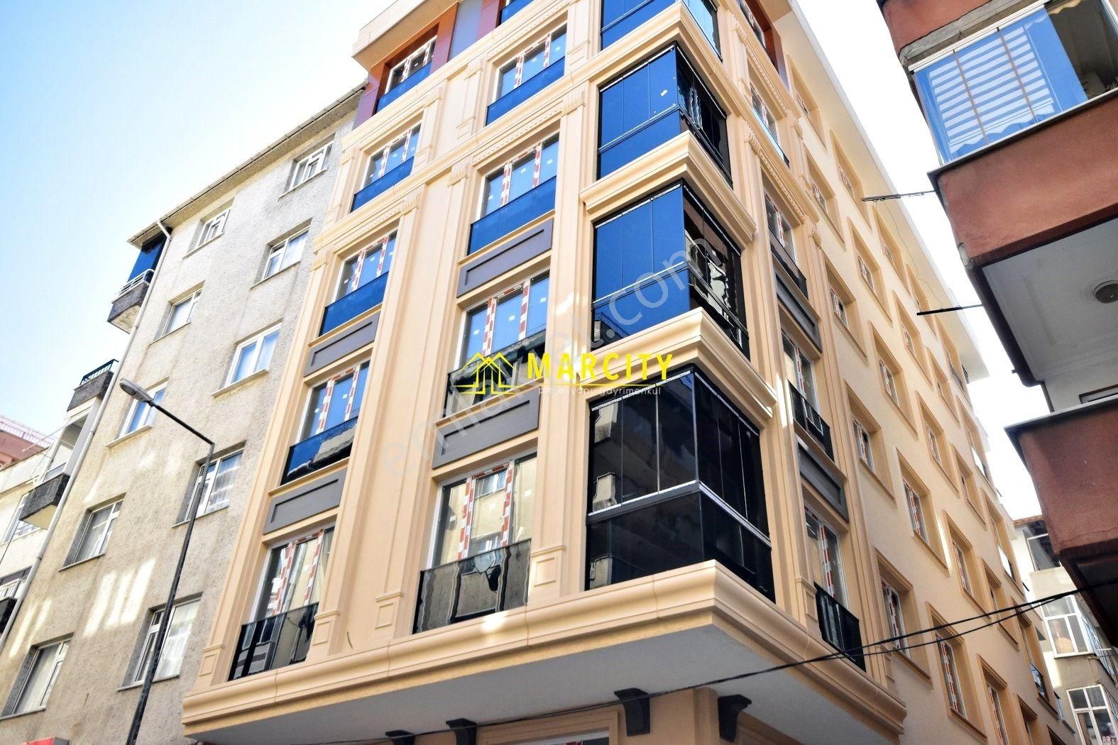 Marcity'den Feritselim Paşa Migros Civarı 3 Yıllık 2+1 Satılık