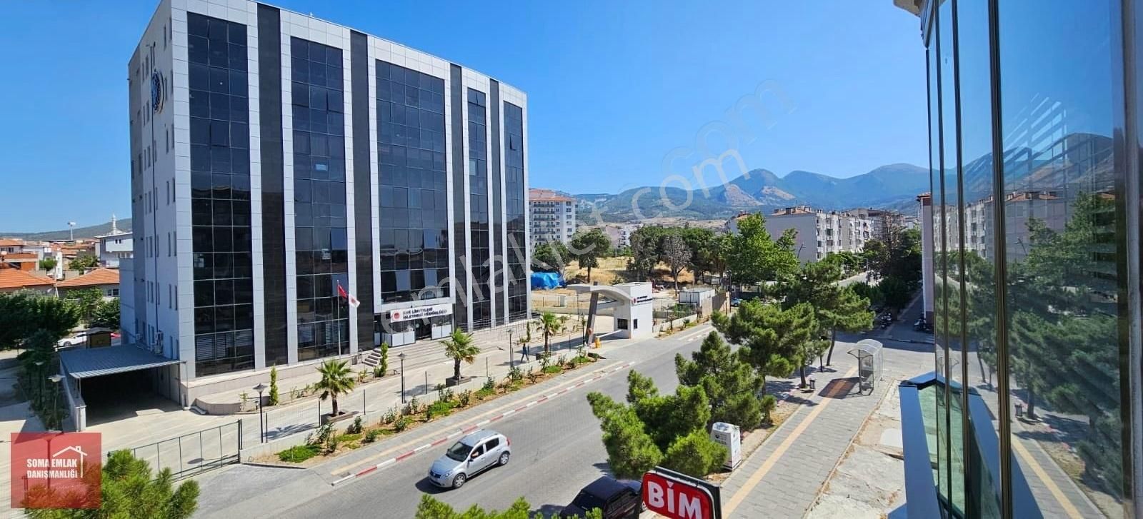 Soma Emlak* Satılık Yeni Müessese Mevkii 3+1 Geniş Ferah Daire