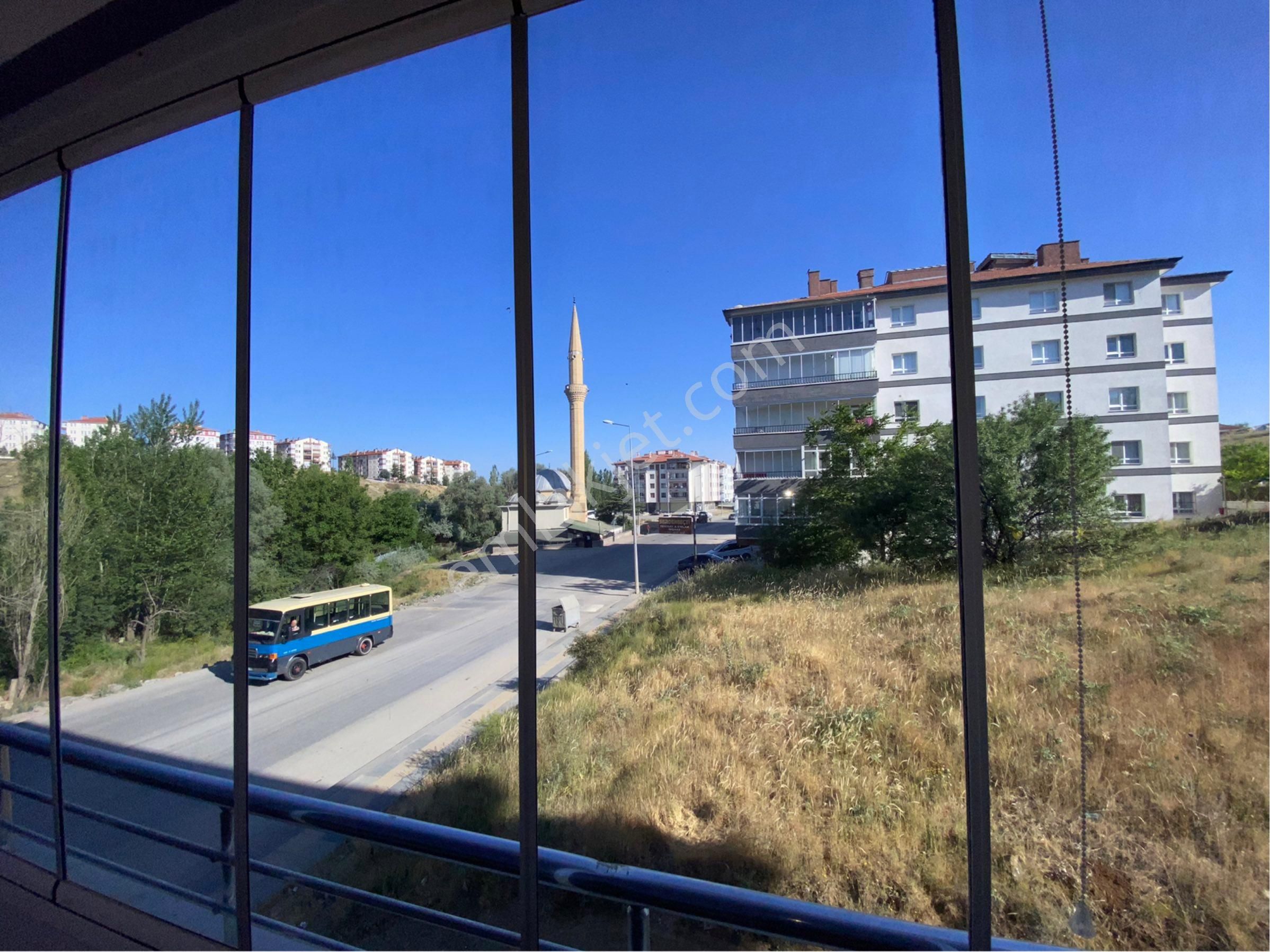 Cansızlardan Katta 3+1 Daire - Görsel 15