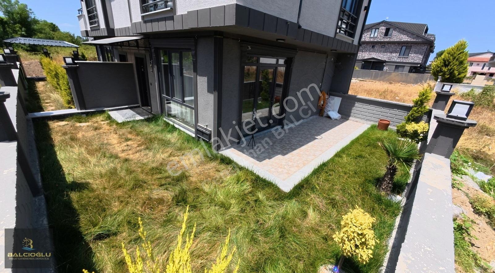Balcıoğlundan Satılk Denize Yakn Eşyalı Bahçli Lüx Triblex Villa - Görsel 11