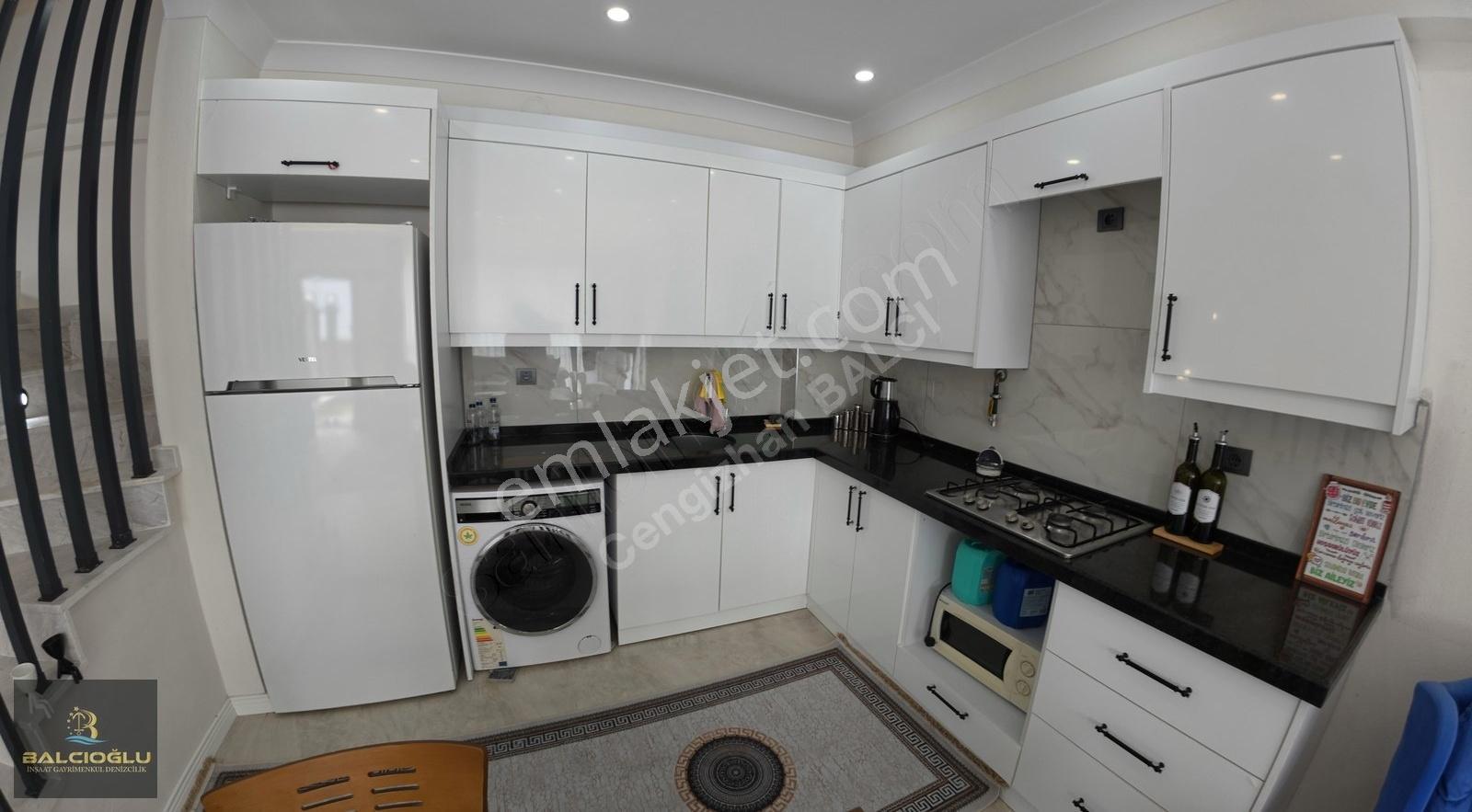 Balcıoğlundan Satılk Denize Yakn Eşyalı Bahçli Lüx Triblex Villa - Görsel 28