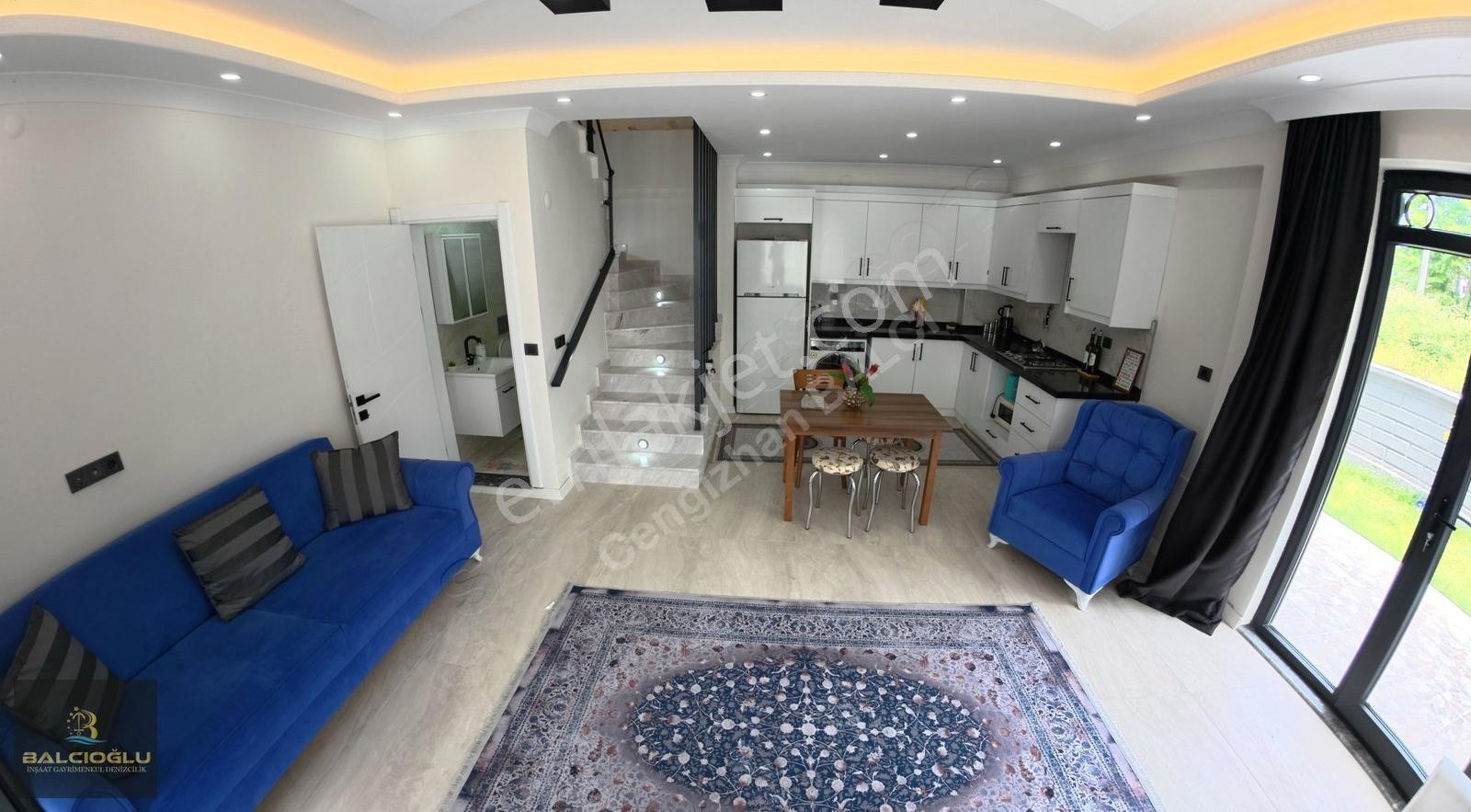 Balcıoğlundan Satılk Denize Yakn Eşyalı Bahçli Lüx Triblex Villa - Görsel 22