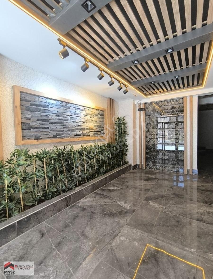Realty World Mns2 Ahmet'ten Kiralık 1+1 Eşyalı Veya Eşyasız