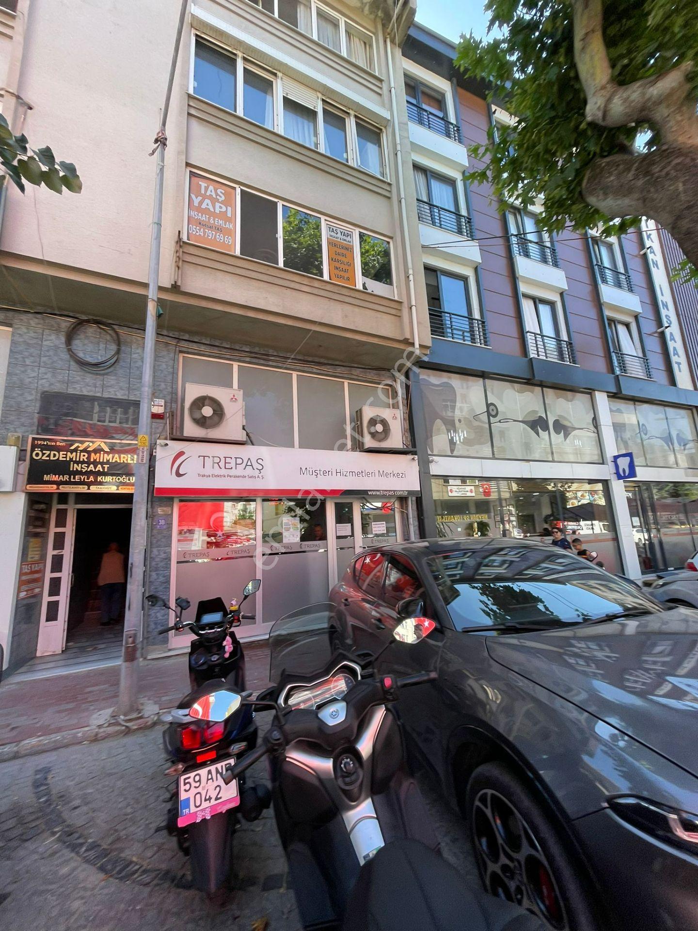 İlçe Şehir Merkezinde Çarşıda Home Ofis - Görsel 7