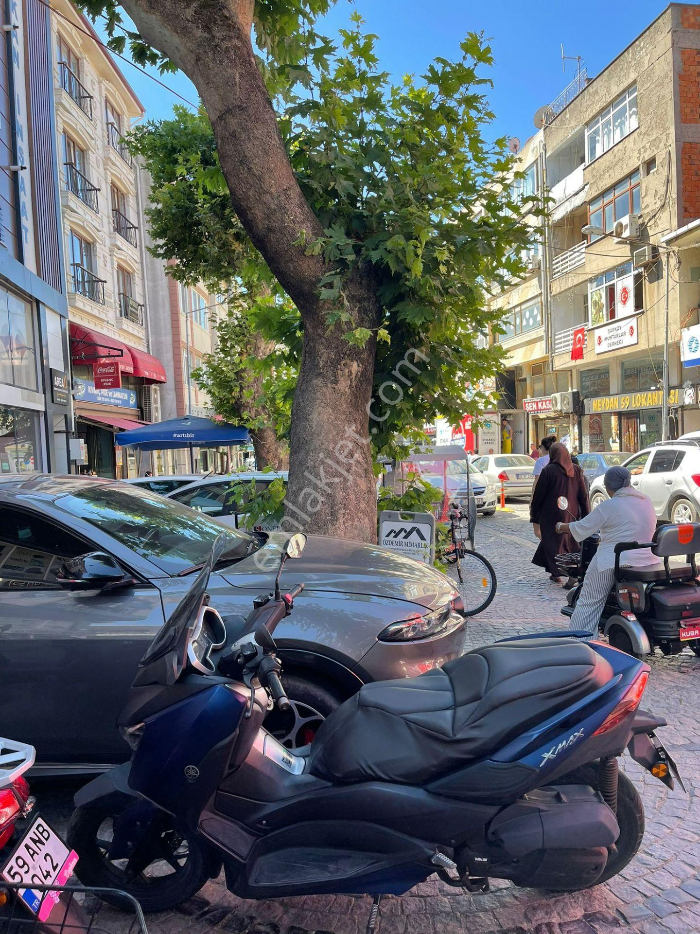 İlçe Şehir Merkezinde Çarşıda Home Ofis - Görsel 14