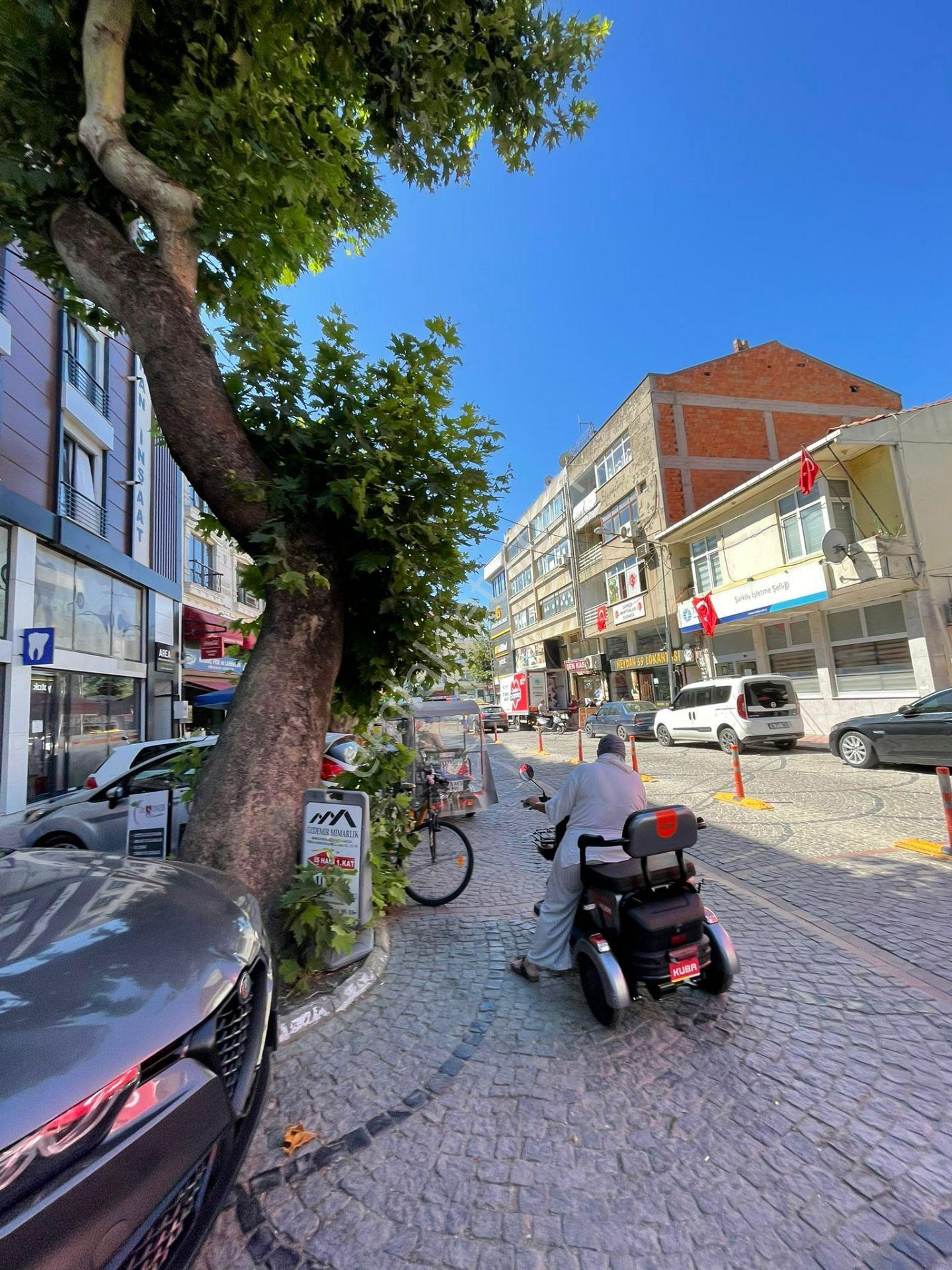 İlçe Şehir Merkezinde Çarşıda Home Ofis - Görsel 5