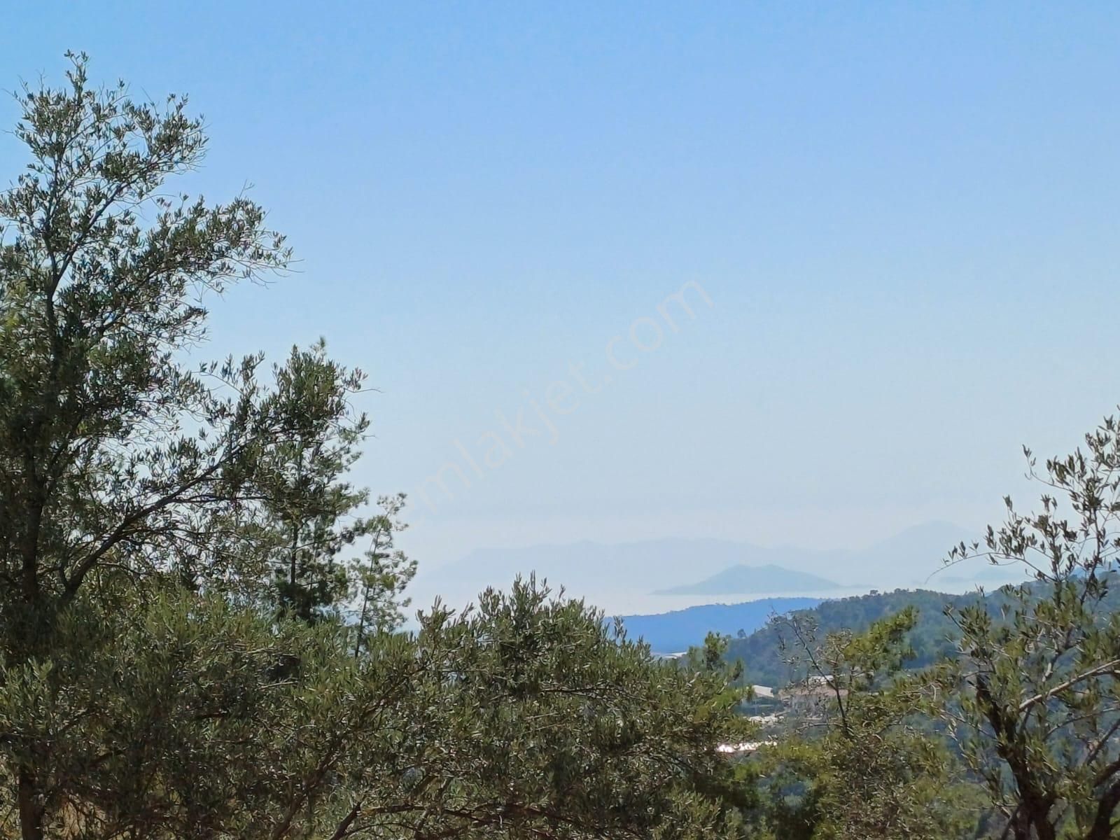 Stop’tan Eldirek’te 1082 M² Deniz Manzaralı Arazi - Görsel 7