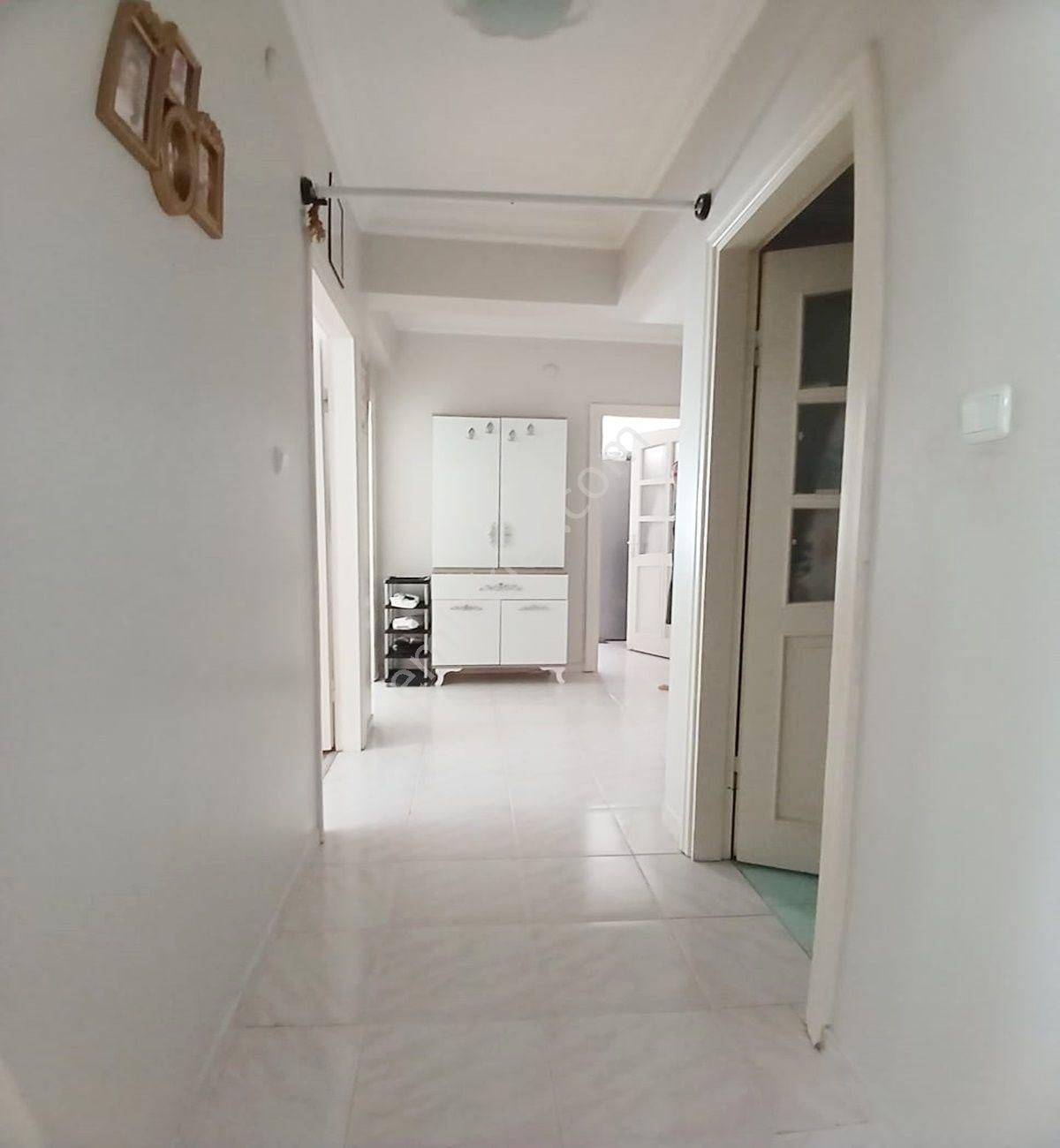 Avcılar Merkezde Kapalı Otoparklı Asansörlü 3+1 Ara Kat Daire - Görsel 19