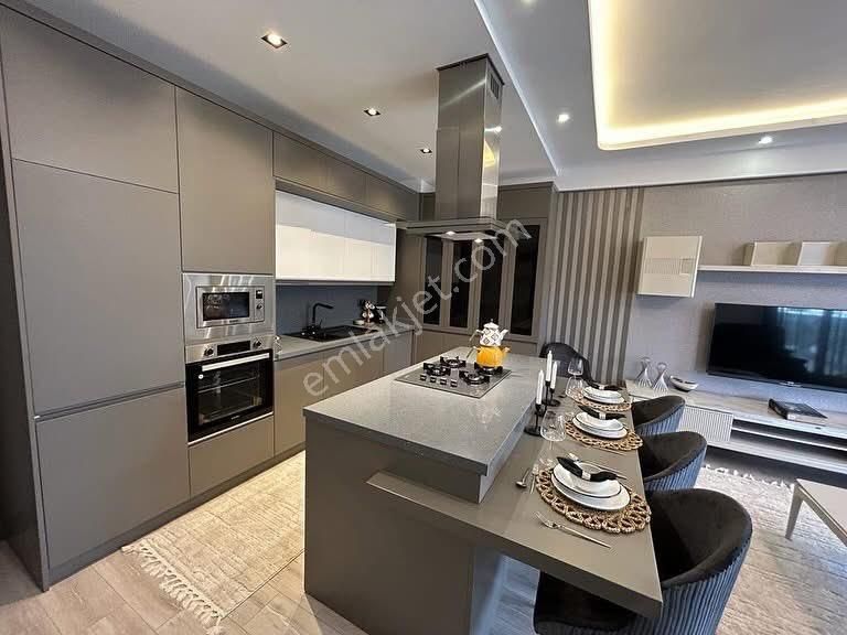 Kuşadasında Modern Tasarlanmış 3+1 Lüks Daire - Görsel 8