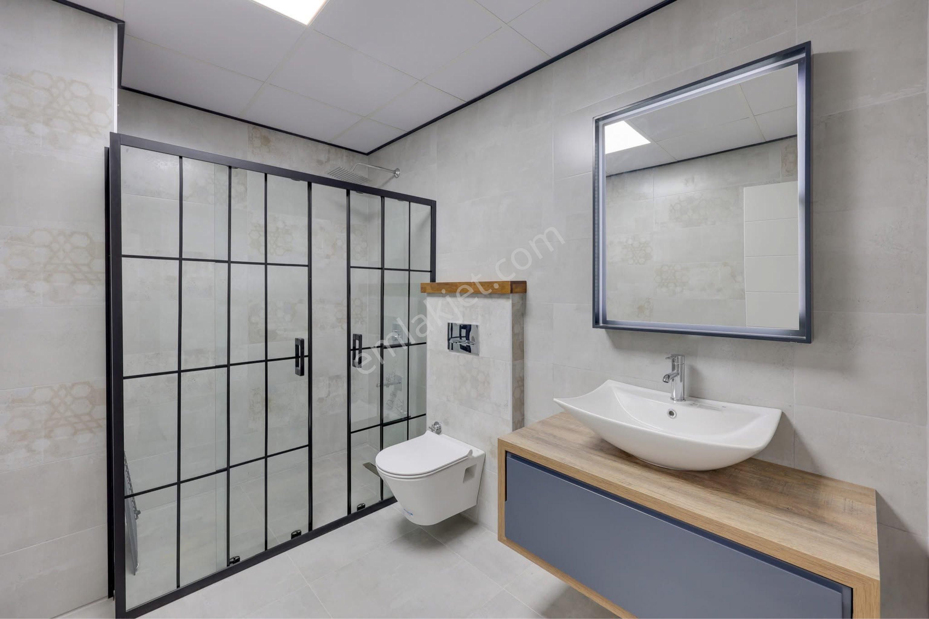 Kuşadasında Modern Tasarlanmış 3+1 Lüks Daire - Görsel 15