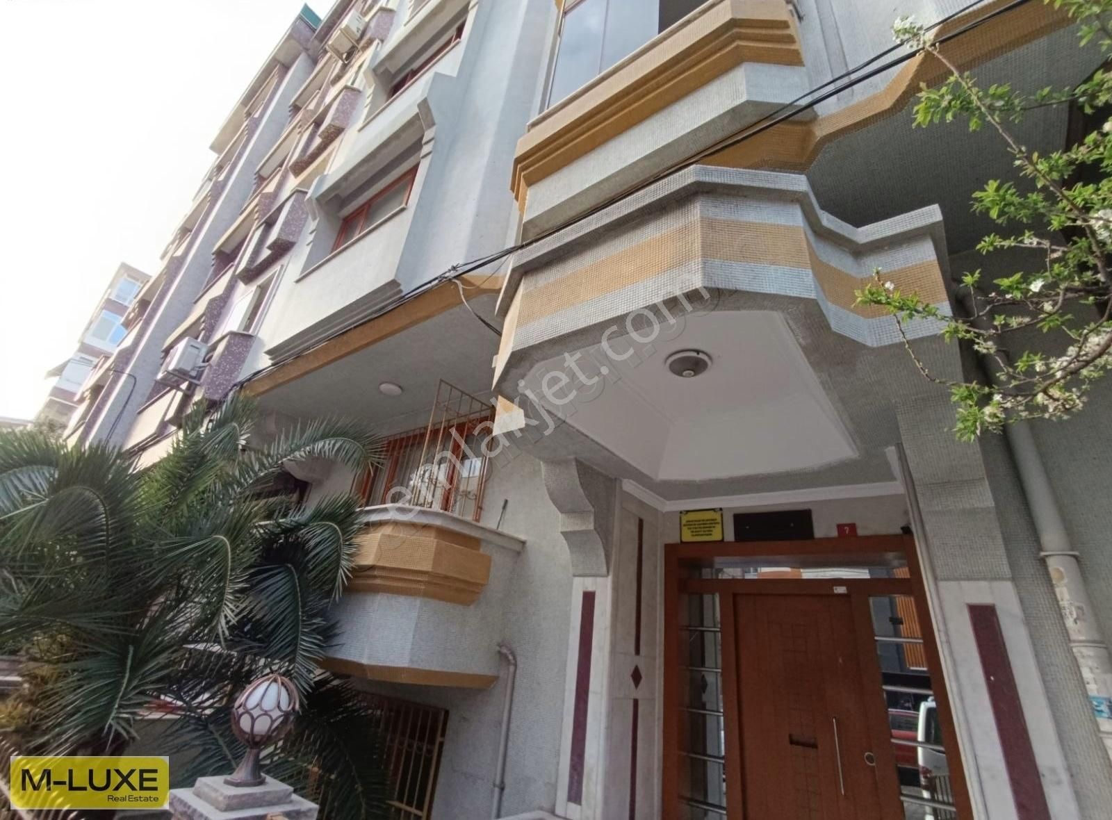 Siyavuşpaşa Şebboy Sk. Merkezi Lokasyonda 3+1-150 M²