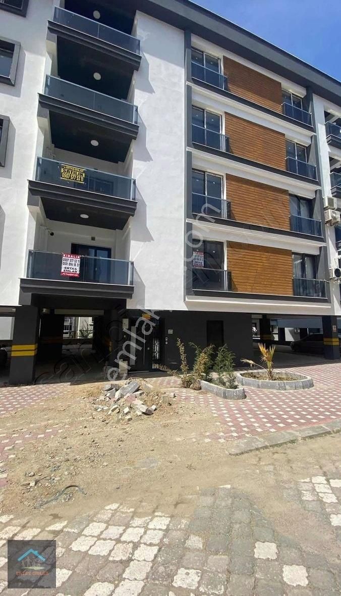 Ergenekon Mahallesi Pazar Yeri Yakını Satılık Daireler
