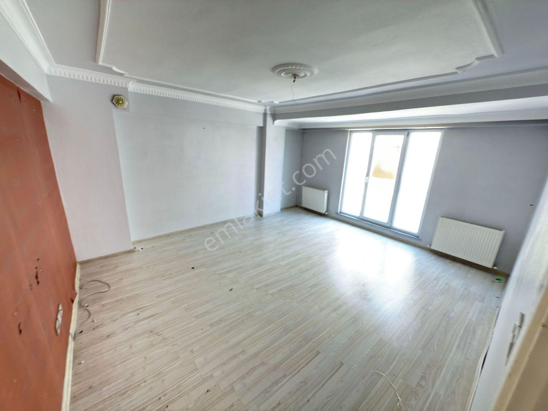 Home'dan Malkoçoğlu Mah'de Satılık 2+1 110m² 2-kat Super Daire..