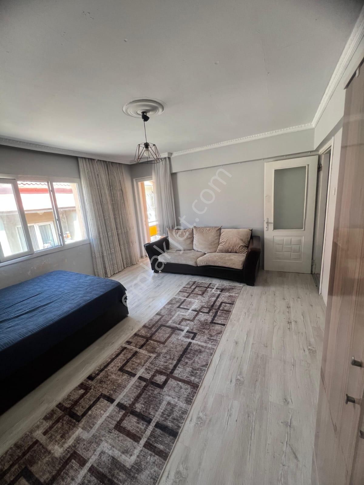 Acill Konak Kılıçreis Mah.de 3+1 100m2 Ayrı Mutfak Bakımlı Havadar Satılık Daire - Görsel 3