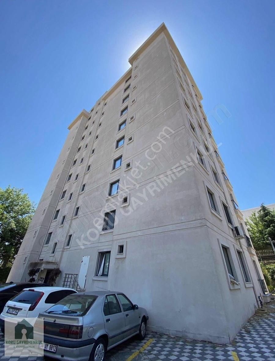 Koru Emlak'tan Satılık 3+1 Daire Site İçi Açık Otoparklı