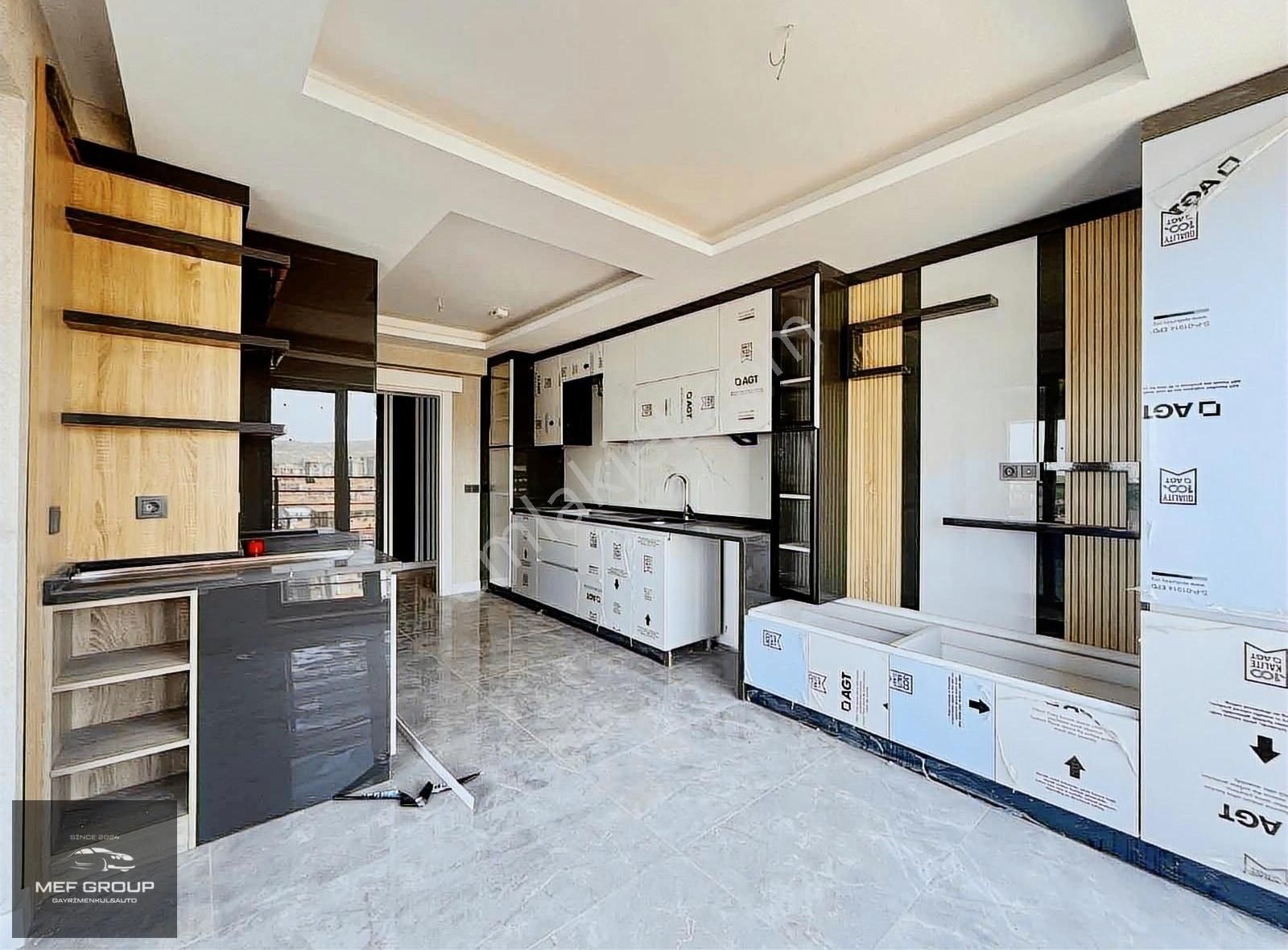 Mef Gayrimenkul'den, Pursaklar Sarayda Sıfır Sitede 4+1 Daire