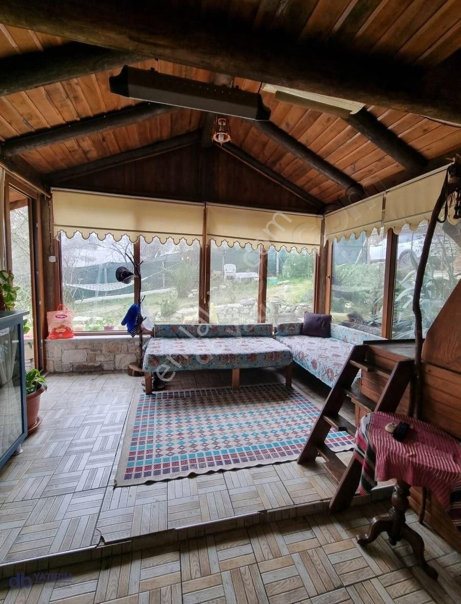 Foça Kozbeyli' De 853 M2 Arazi İçinde 70 M2 Otantik Taş Ev - Görsel 7