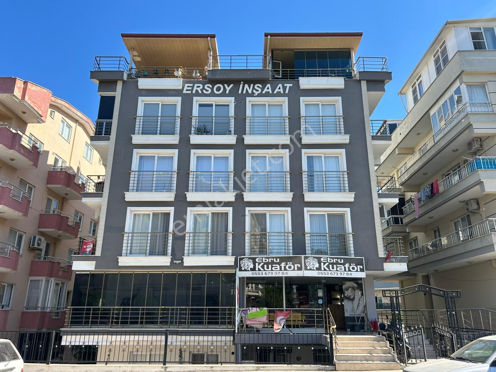 Didim Merkez'de 3+1 Ayrı Mutfak Asansörlü Ön Cephe Daire