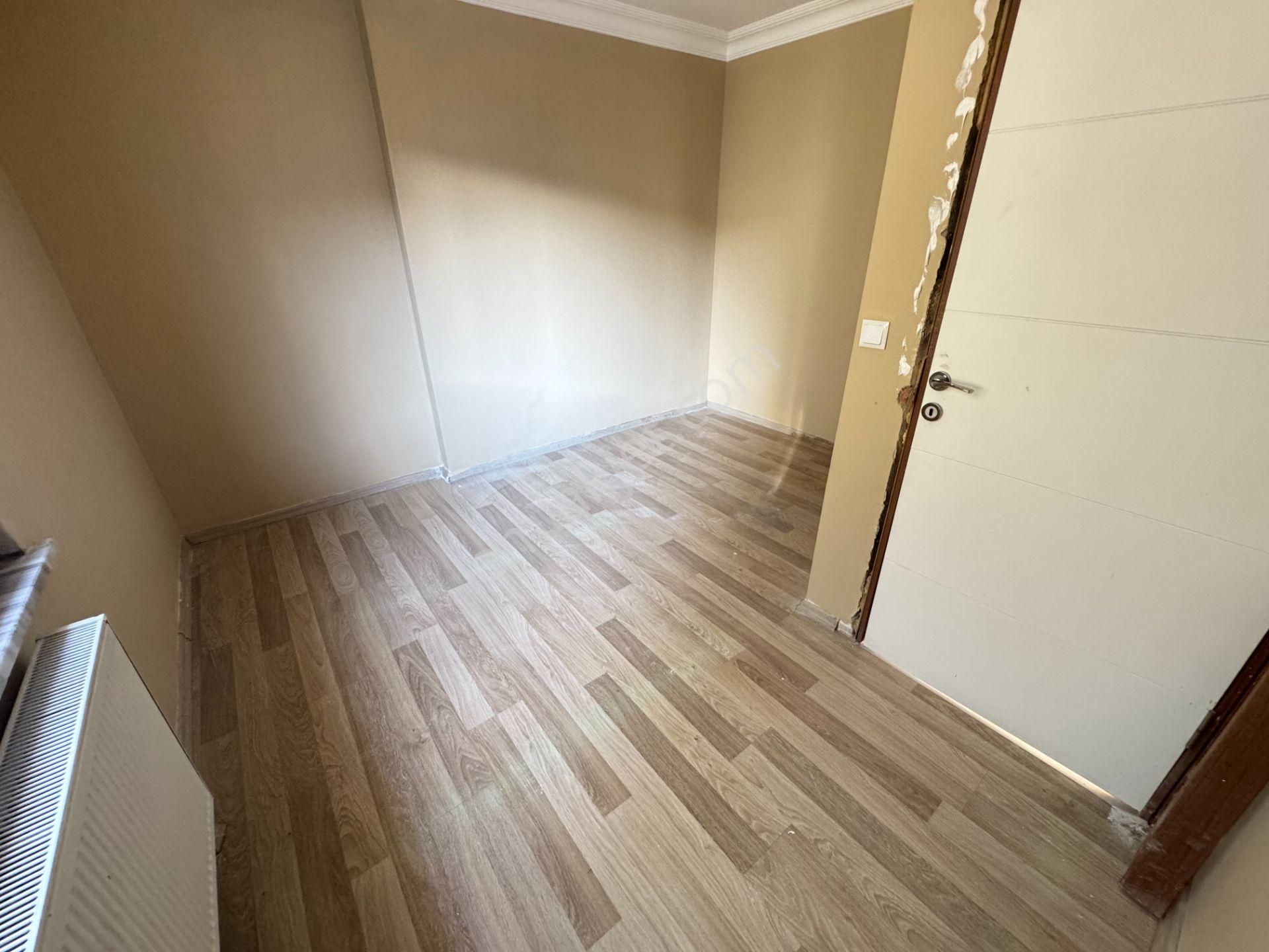 Beylikdüzü Yakuplu'da Ana Cadde Üzerinde 3+2 Satılık Dubleks - Görsel 20