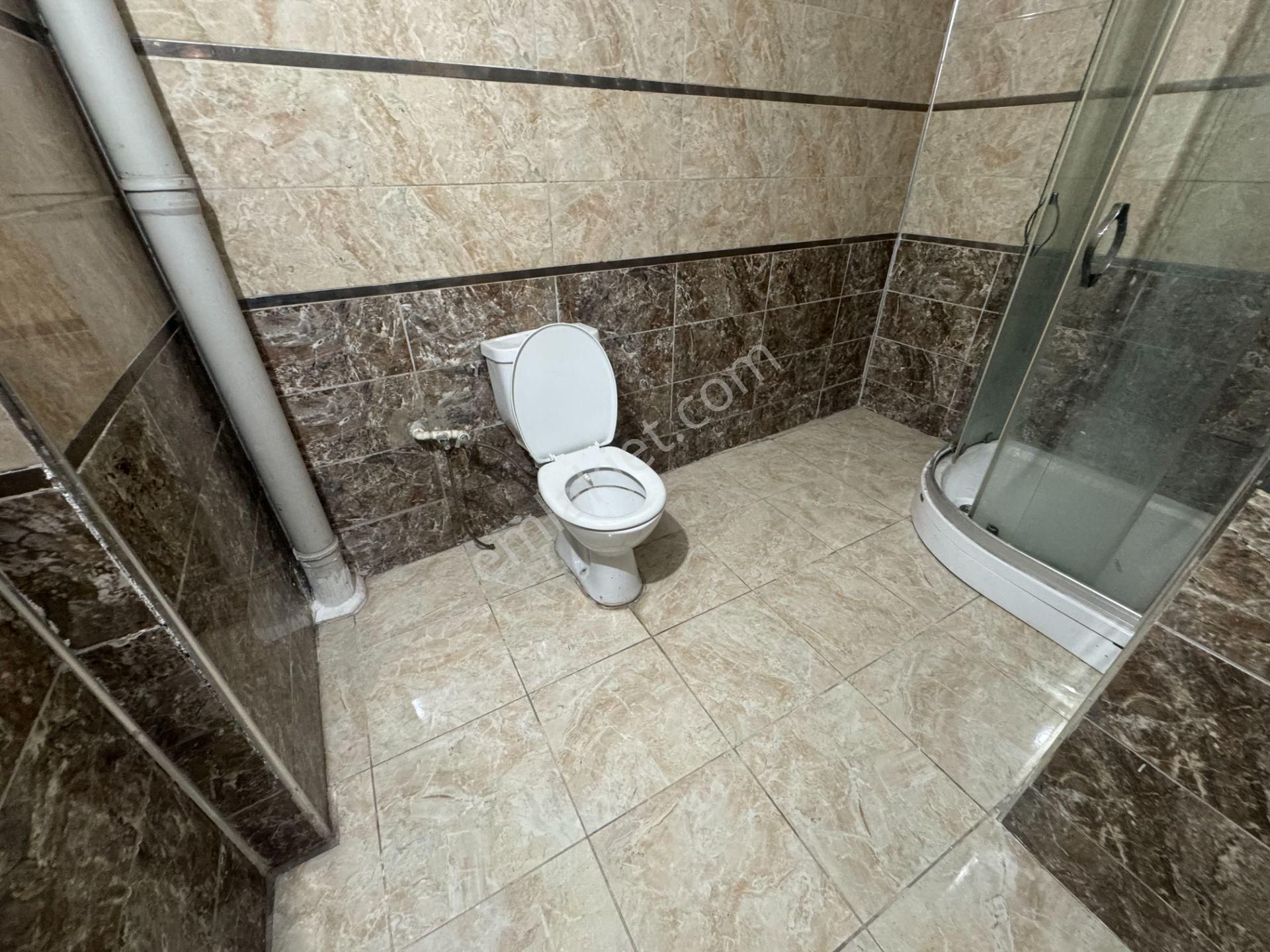 Beylikdüzü Yakuplu'da Ana Cadde Üzerinde 3+2 Satılık Dubleks - Görsel 30