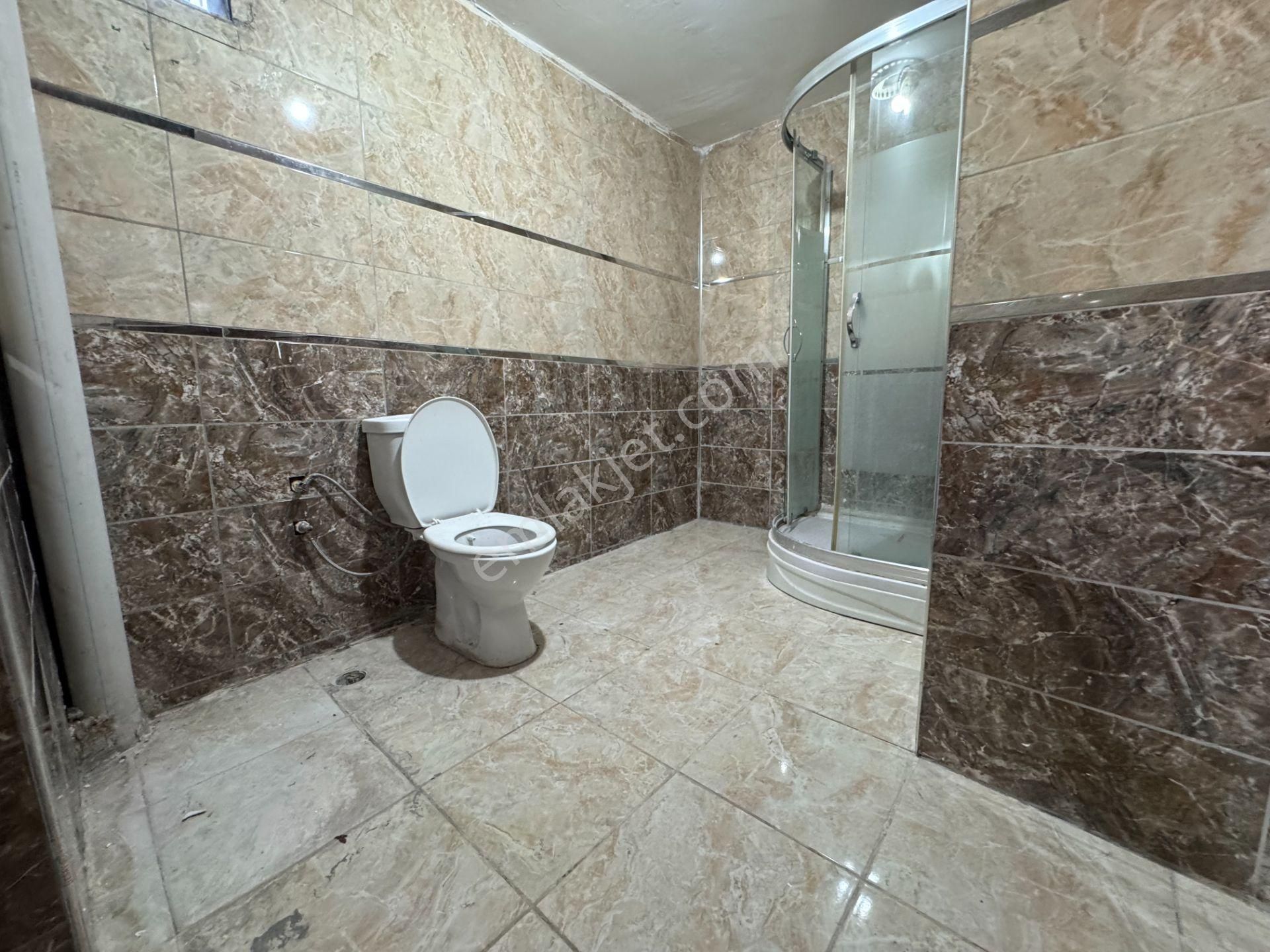 Beylikdüzü Yakuplu'da Ana Cadde Üzerinde 3+2 Satılık Dubleks - Görsel 19