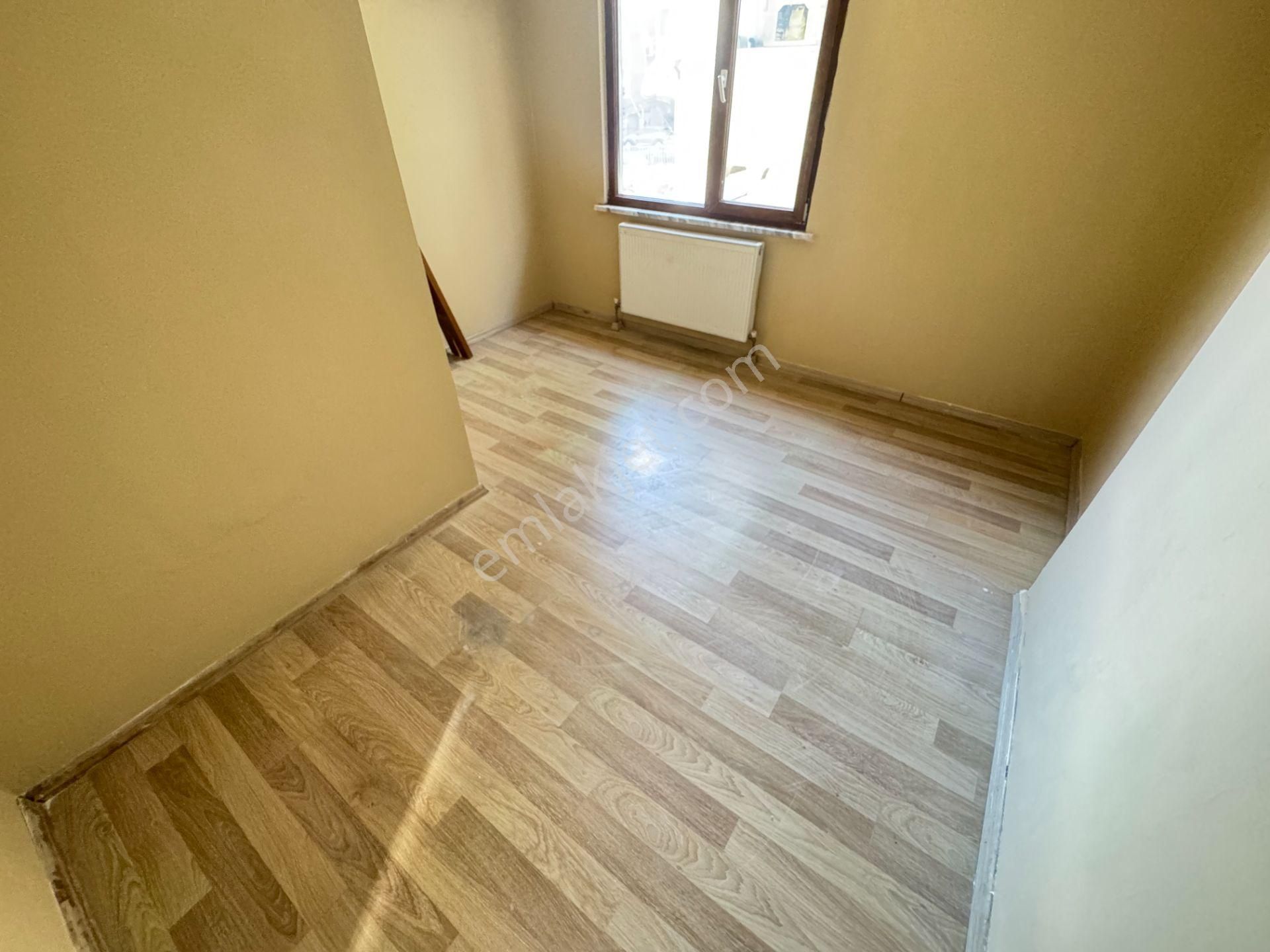 Beylikdüzü Yakuplu'da Ana Cadde Üzerinde 3+2 Satılık Dubleks - Görsel 21