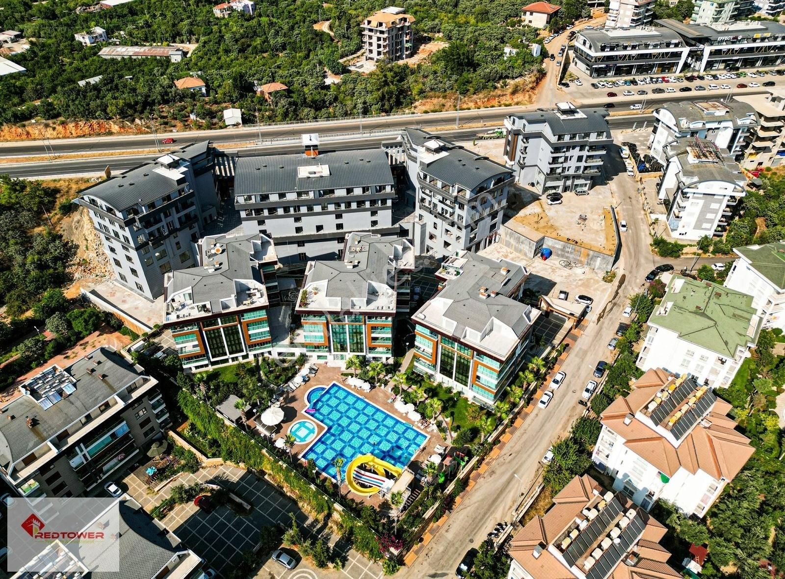 Alanya Oba'da Eşyalı Geniş Balkonlu 3+1 Satılık Daire - Görsel 8