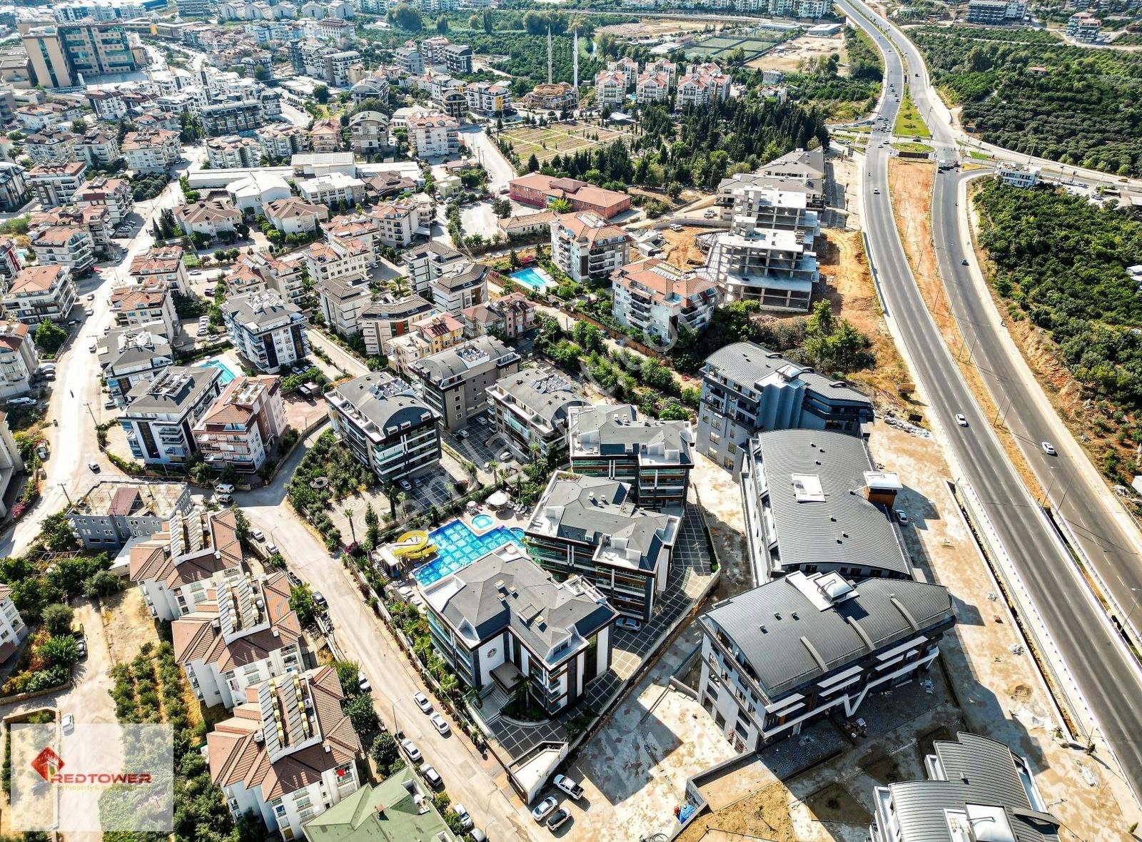 Alanya Oba'da Eşyalı Geniş Balkonlu 3+1 Satılık Daire - Görsel 13