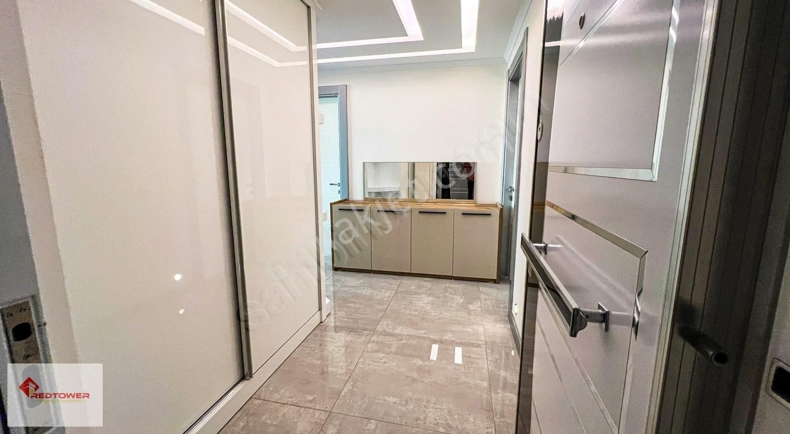 Alanya Oba'da Eşyalı Geniş Balkonlu 3+1 Satılık Daire - Görsel 14