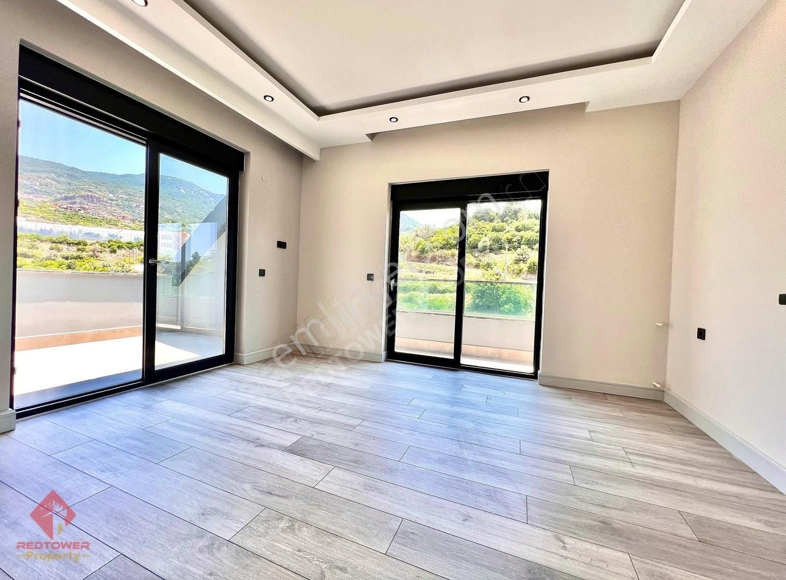 Alanya Obada Teraslı, Ayrı Mutfaklı, Şömineli 4+1 Dubleks Daire - Görsel 23