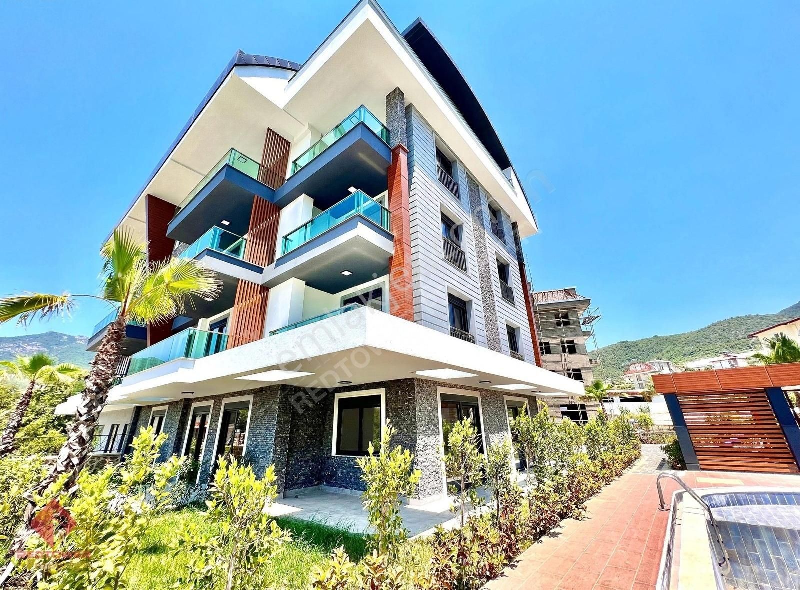 Alanya Obada Teraslı, Ayrı Mutfaklı, Şömineli 4+1 Dubleks Daire - Görsel 5