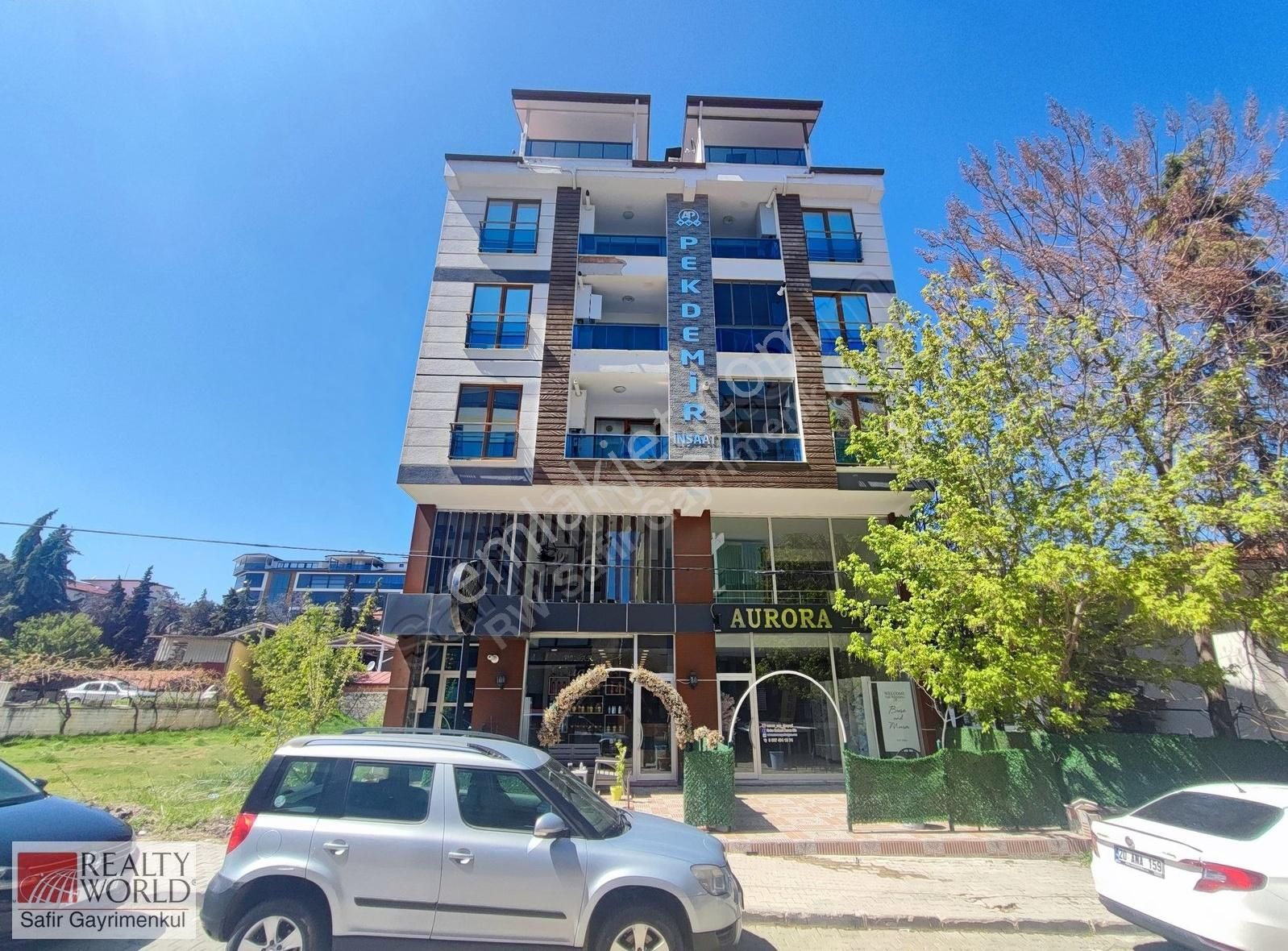 Acıpayam Merkez Belediyeye Yürüme Mesafesinde Kiralık 2+1 Daire