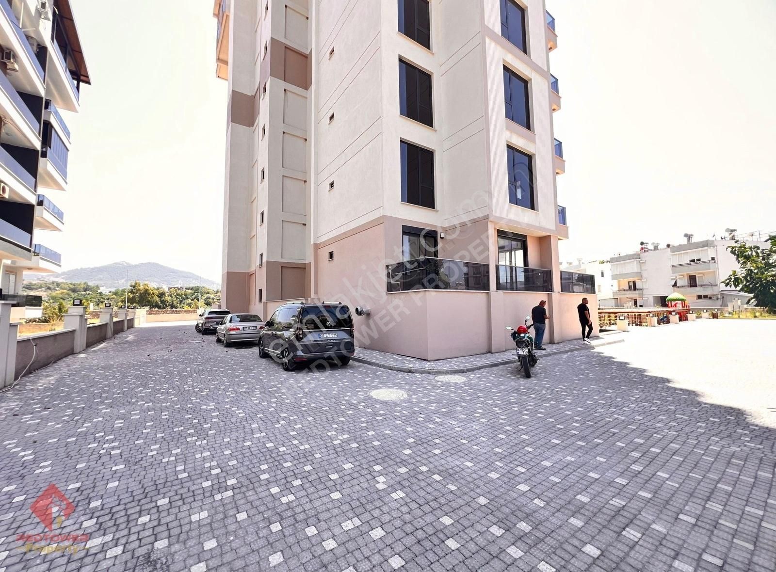 Gazipaşa'da Yeni Binada,aktiviteli Sitede 2+1 Satılık Dubleks
