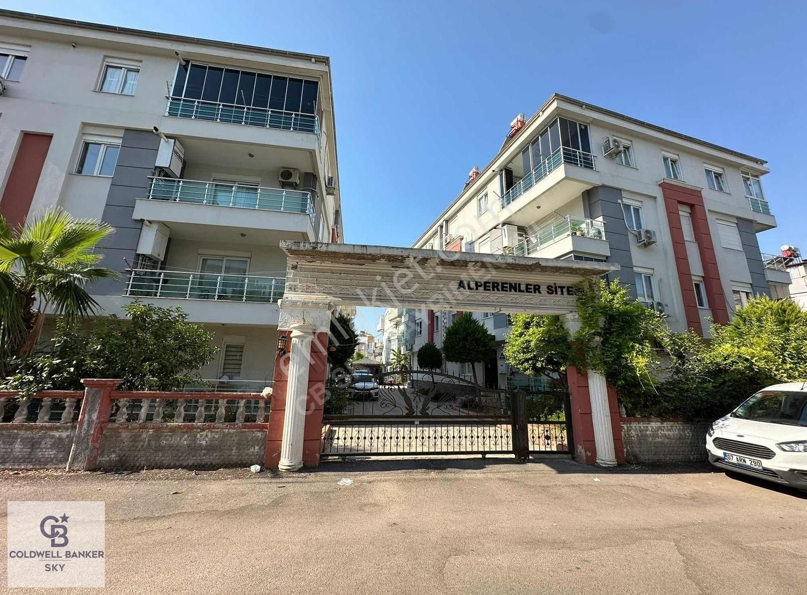 Antalya Kepez Ahatlıda Satılık 2+1 Asansörlü Fırsat Daire