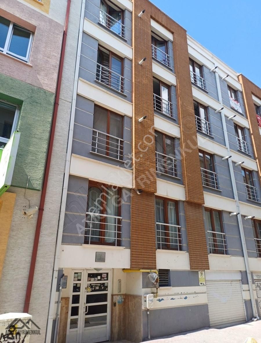 Yenibağlar Mahallesinde 1+1 Eşyalı Kiralık