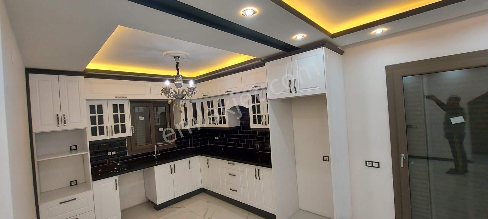 Didim Efeler Mahallesinde Satılık 3+1villa