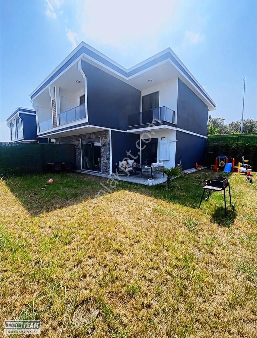 Kayapa'da Manzaralı Müstakil Geniş Bahçeli Lüks 4+1 Villa
