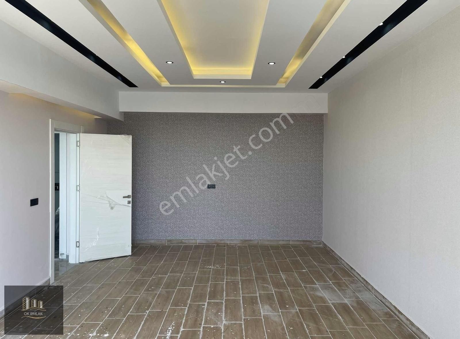 Ok Emlaktan Devlet Hastanesi Karşısı Acil Satılık Lüks 2+1 Ofis