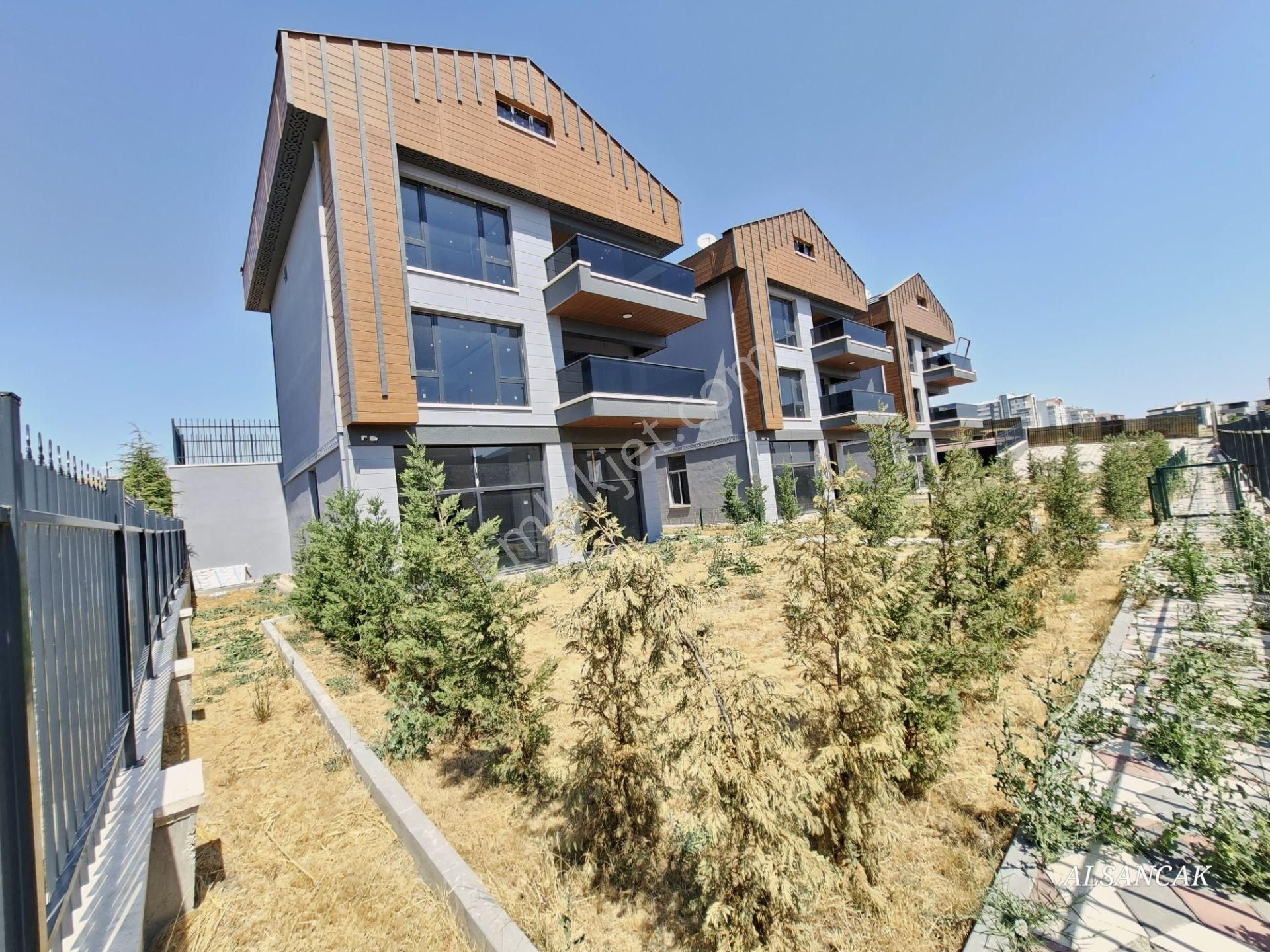 Bağlıca Da 4+2 4 Katlı Satılık Yeni Müstakil Villa
