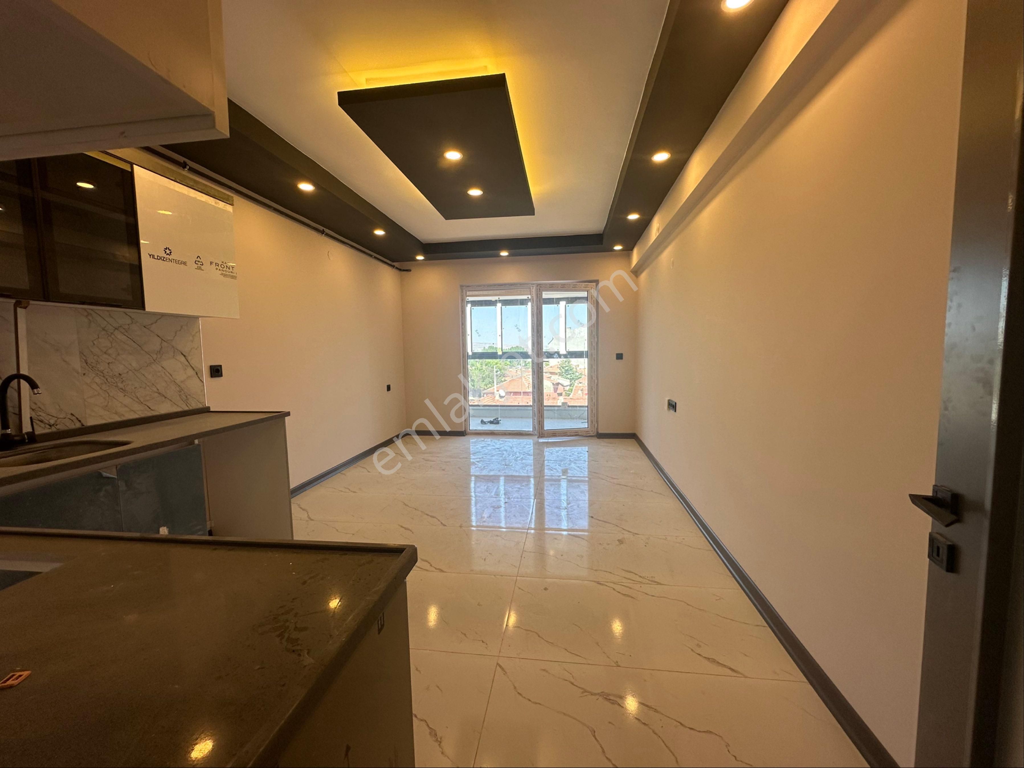 Es Modern'den Esentepede Ultra Lüx 1+1 Çift Cephe,60 M2 Balkonlu Daire