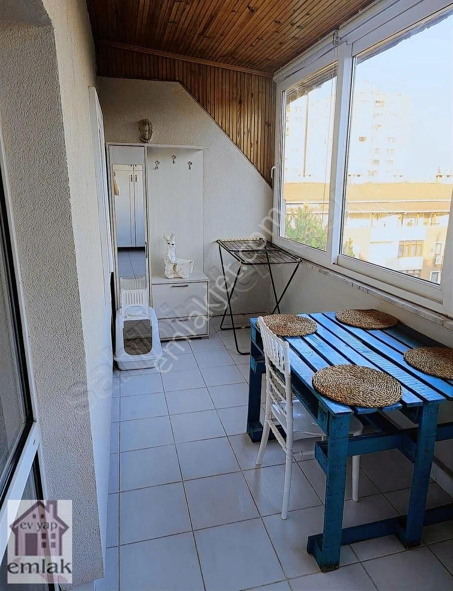 Atakent 1 Etap Merkezi Yerde Büyük 1+1 Tersalı Tadilatlı Satılı