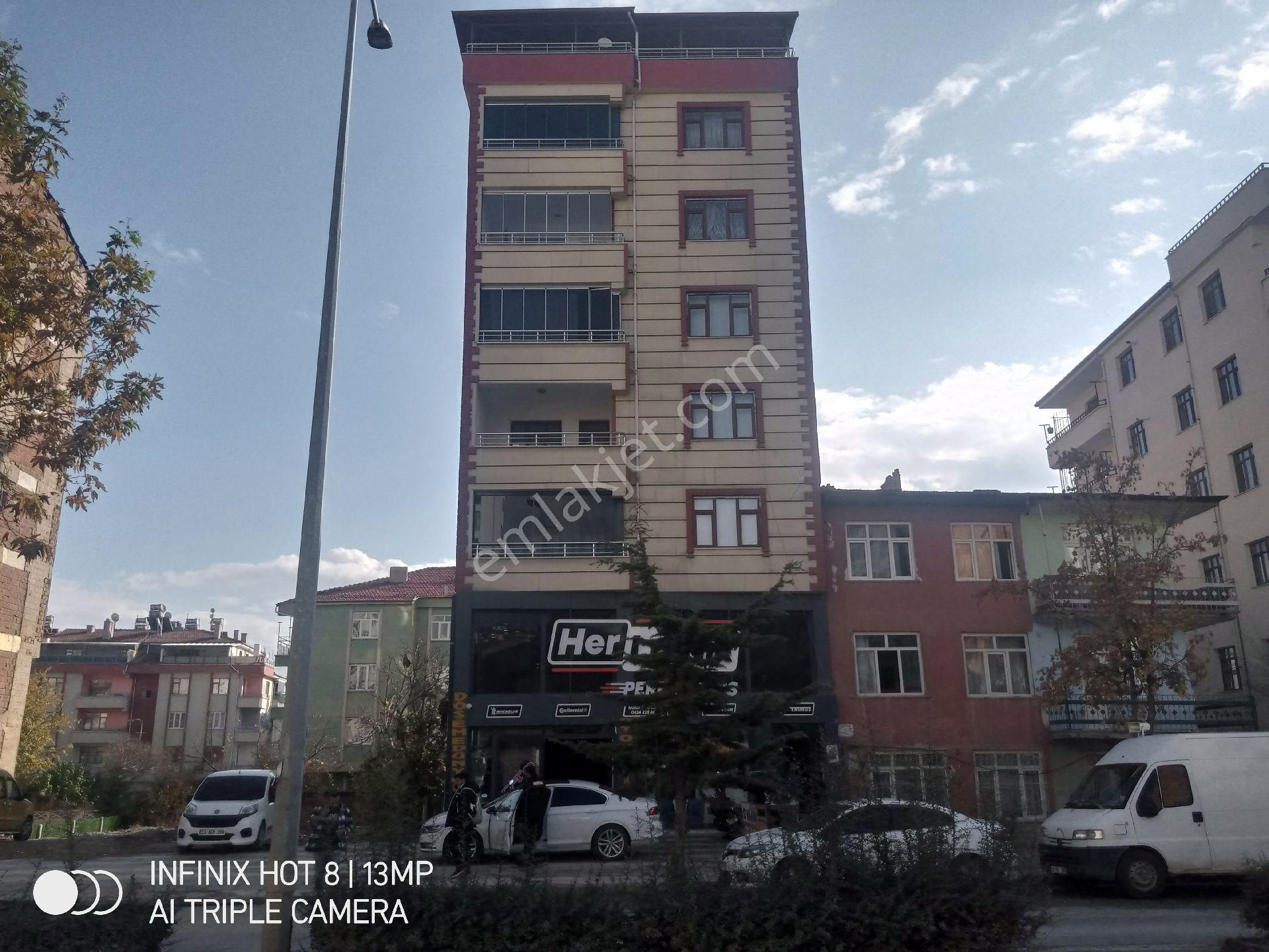 Elazığ Merkez Mevlana Cd. Bulvarında Satılık Dubleks Daire