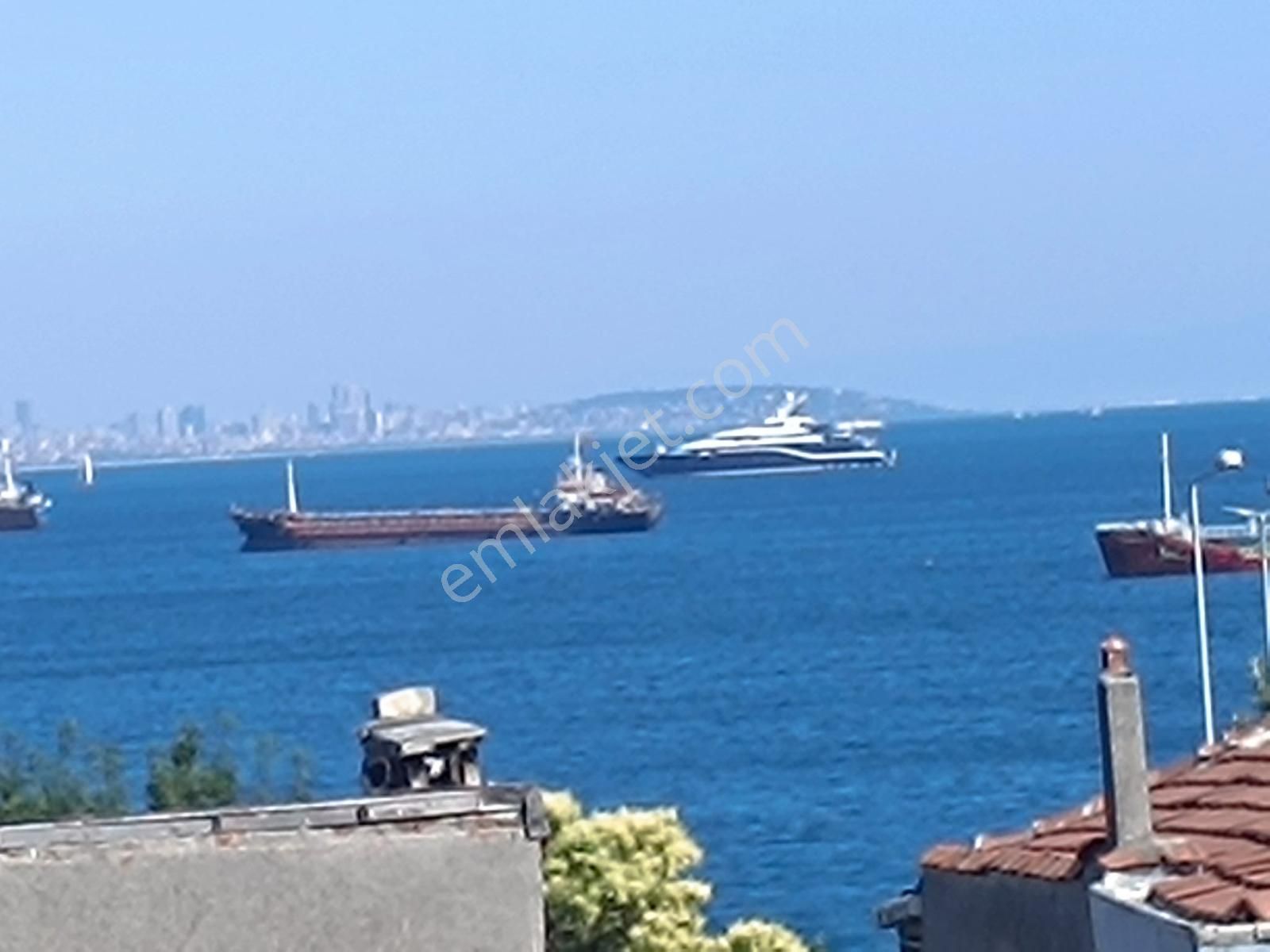 Fatih Samatya'da Satılık 3 Katlı Deniz Manzaralı Müstakil Ev