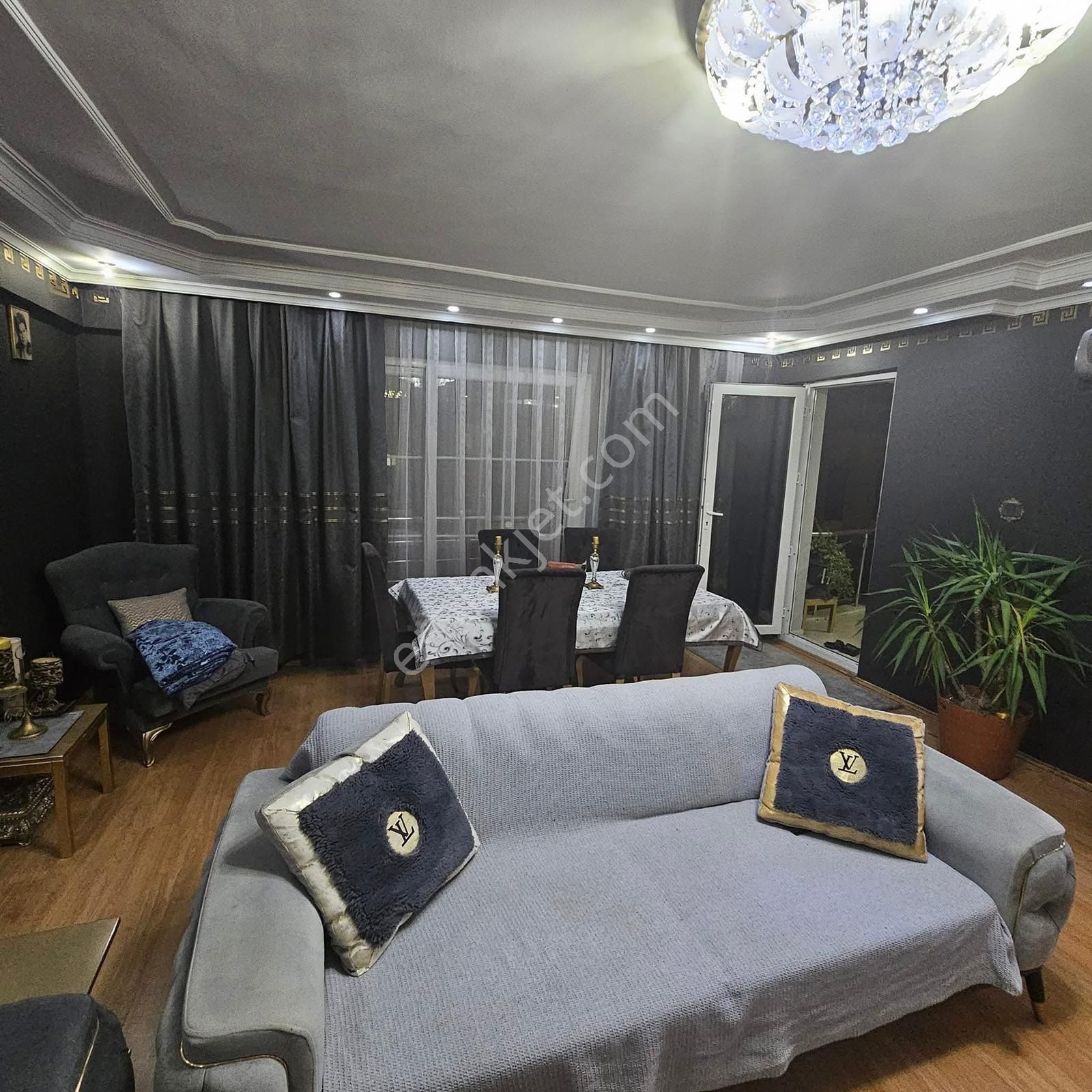 Aydın Efeler Girne Mh. Satılık 6+1 Dubleks Daire - Görsel 25