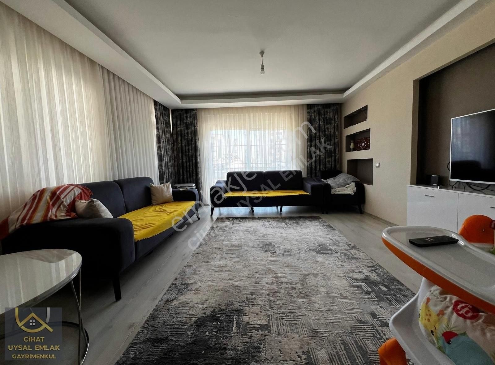 Esentepe Mah. İ 6+1 200m2 Dubleks Site İçerisinde Satılık Daire