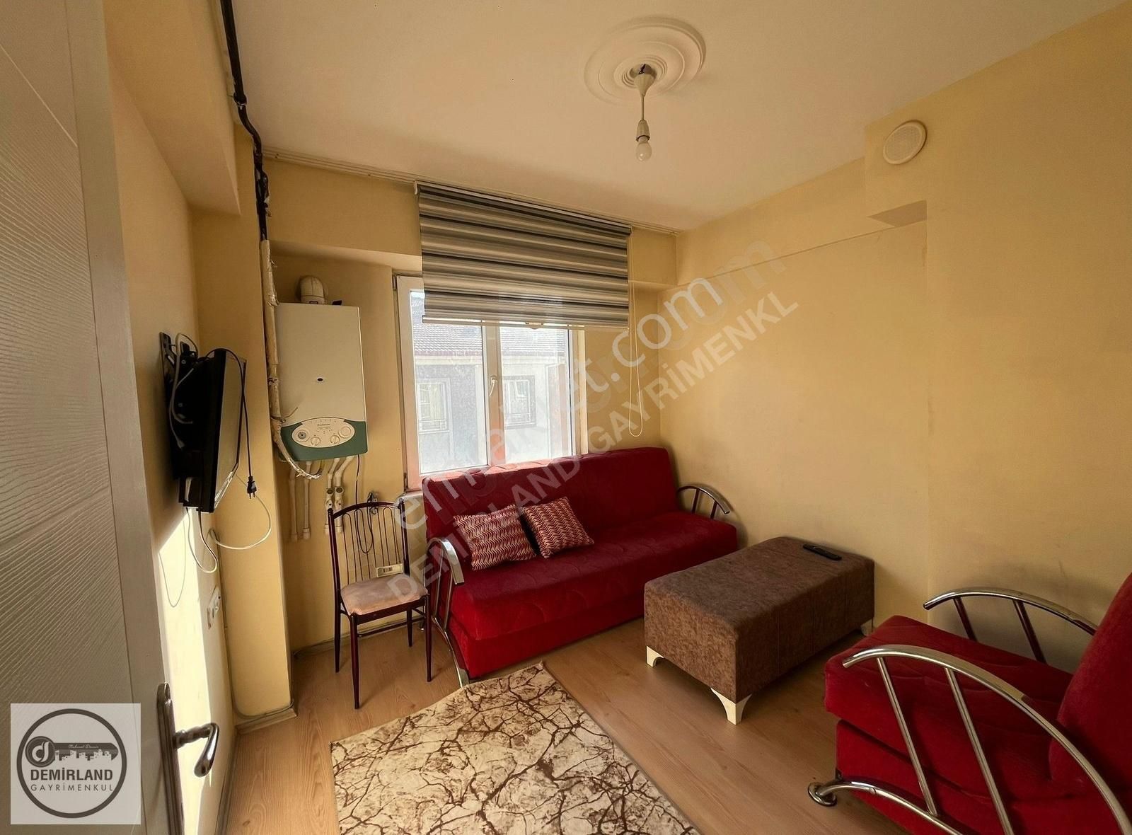 Demirland'dan Kiralık Yenidoğan Mahallesinde Eşyalı Dubleks 2+1