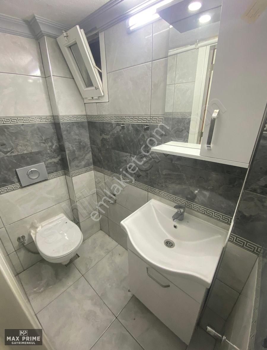 Fesleğen Mah. İnönü Cad. Yakını İçi Yenilenmiş 3.5 +1 Daire